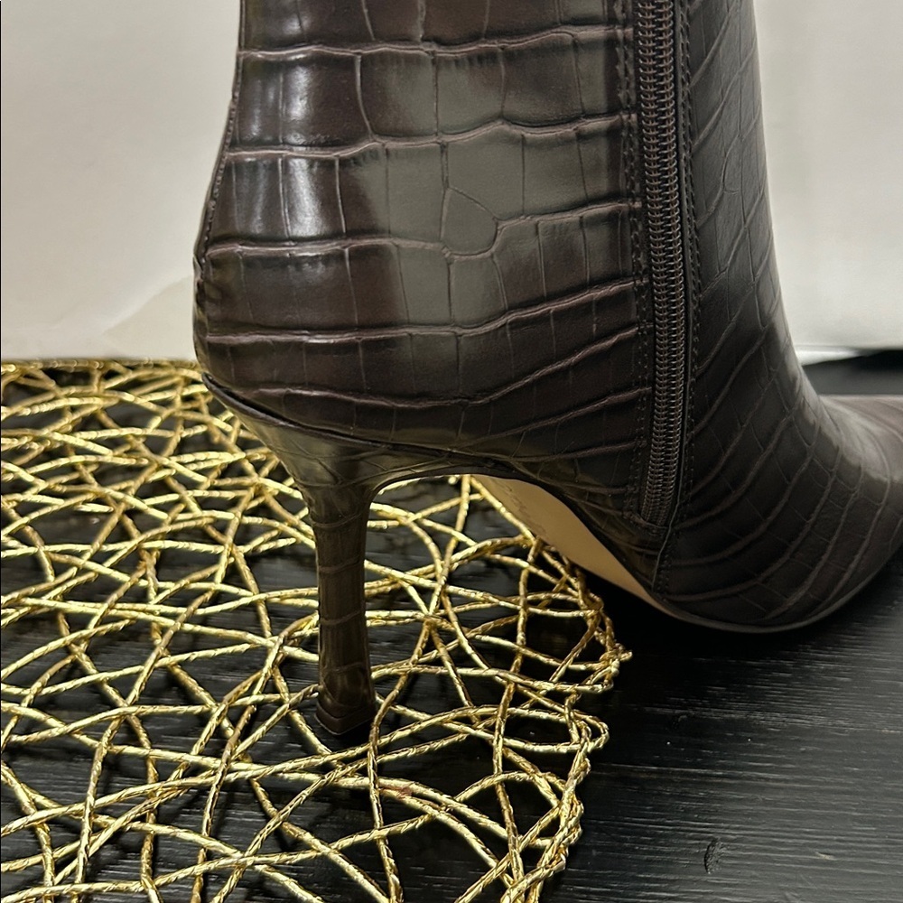The Drop Women's Gemini Tall Heeled Chocolate Croc - Picture 12 of 13